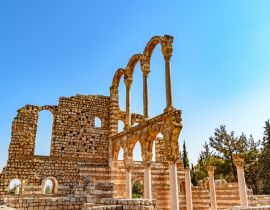 Lais Puzzle - Großer Palast des Umayyaden-Palastes in Anjar im Libanon. Er liegt etwa 50 km östlich von Beirut und wurde 1984 von der UNESCO zum Weltkulturerbe ernannt. - 40, 100, 200, 500, 1.000 & 2.000 Teile