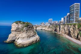 Lais Puzzle - Raouche Rocks, auch Pigeon Rock genannt, in Beirut, der Hauptstadt des Libanon - 2.000 Teile