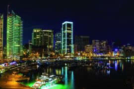 Lais Puzzle - Ein Panoramafoto der Skyline von Beirut Waterfront - Nacht, Libanon - 2.000 Teile