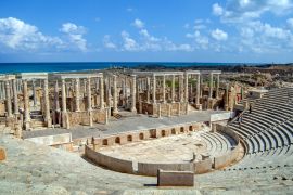 Lais Puzzle - Das Amphitheater in einer der am besten erhaltenen römischen Kolonien an der afrikanischen Küste des Mittelmeeres im heutigen Libyen - 2.000 Teile