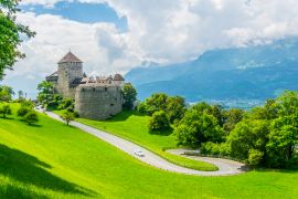 Lais Puzzle - Schloss Gutenberg im Fürstentum Liechtenstein - 2.000 Teile