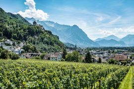 Lais Puzzle - Vaduz, die Hauptstadt von Liechtenstein, Europa - 2.000 Teile