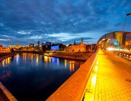 Lais Puzzle - Nächtliche Stadtansicht in Vilnius - 40, 100, 200, 500, 1.000 & 2.000 Teile