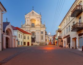 Lais Puzzle - Vilnius. Altes Stadttor in der Morgendämmerung - 40, 100, 200, 500, 1.000 & 2.000 Teile