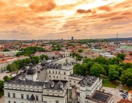 Lais Puzzle - Luftaufnahme der Altstadt von Vilnius, Litauen - 40, 100, 200, 500, 1.000 & 2.000 Teile