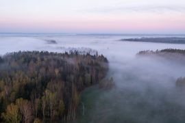 Lais Puzzle - Schöner nebliger Morgen in einer litauischen Landschaft - 2.000 Teile