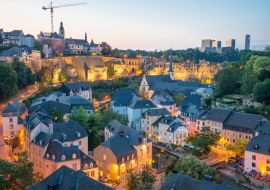 Lais Puzzle - Luxemburg Stadt Panorama an einem Sommertag - 1.000 Teile