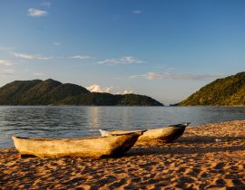 Lais Puzzle - Kanus auf dem Malawi-See - 40, 100, 200, 500, 1.000 & 2.000 Teile