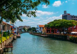Lais Puzzle - Die Altstadt von Malakka und der Malakka-Fluss. UNESCO-Weltkulturerbe in Malaysia - 1.000 Teile