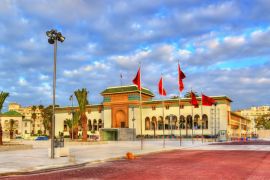 Lais Puzzle - Justizpalast auf dem Mohammed-V-Platz in Casablanca, Marokko - 2.000 Teile