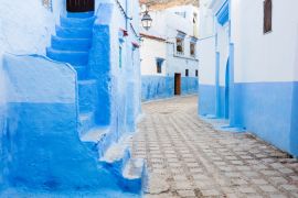 Lais Puzzle - Einsame stille Straße in der blauen Stadt Chefchaouen in Marokko - 2.000 Teile