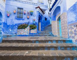 Lais Puzzle - Traditionelle typisch marokkanische architektonische Details in Chefchaouen, Marokko, Afrika Schöne Straße der blauen Medina mit blauen Mauern - 40, 100, 200, 500, 1.000 & 2.000 Teile