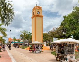 Lais Puzzle - Turmuhr am Platz in San Miguel, Cozumel, Mexiko - 40, 100, 200, 500, 1.000 & 2.000 Teile