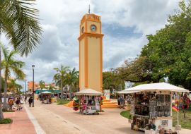 Lais Puzzle - Turmuhr am Platz in San Miguel, Cozumel, Mexiko - 1.000 Teile