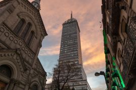 Lais Puzzle - Lateinamerikanischer Turm Mexiko-Stadt bei Sonnenuntergang - 2.000 Teile