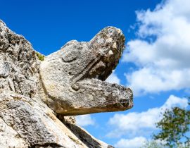 Lais Puzzle - Skulptur einer Schlange in den Ruinen von Mayapan, Yucatan, Mexiko - 40, 100, 200, 500, 1.000 & 2.000 Teile