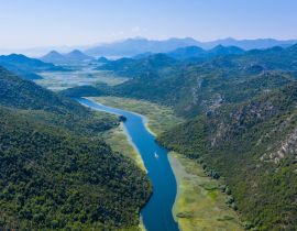 Lais Puzzle - Panoramablick auf den Skadar-See in Montenegro, berühmter touristischer Ort mit Fluss und Bergen - 40, 100, 200, 500, 1.000 & 2.000 Teile