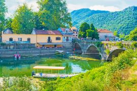 Lais Puzzle - Die Virpazar-Siedlung am Skadar-See, Montenegro - 2.000 Teile