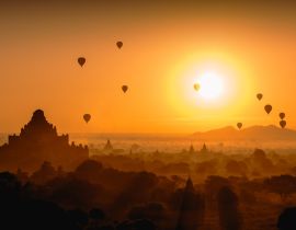 Lais Puzzle - Schöner Sonnenaufgang und Heißluftballons über alte Pagode in Bagan ist altes Königreich in der Vergangenheit, Myanmar - 40, 100, 200, 500, 1.000 & 2.000 Teile