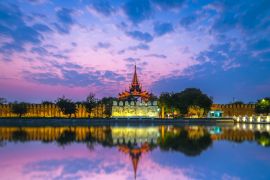Lais Puzzle - Nachtansicht des Mandalay-Palastes in Myanmar - 2.000 Teile
