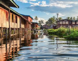 Lais Puzzle - Schwimmende Holzhäuser auf dem Inle-See in Shan, Myanmar, dem früheren Birma - 40, 100, 200, 500, 1.000 & 2.000 Teile