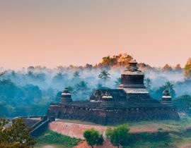 Lais Puzzle - Mrauk U (kleines Bagan), die alte Hauptstadt der Rakhaing. Sonnenaufgang über dem Dukkanthein Paya-Tempel in Mrauk U. Myanmar (Birma) - 40, 100, 200, 500, 1.000 & 2.000 Teile