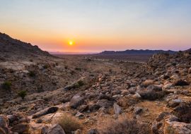 Lais Puzzle - Farbenfroher Sonnenuntergang über der Namib-Wüste, Aus, Namibia, Afrika - 1.000 Teile