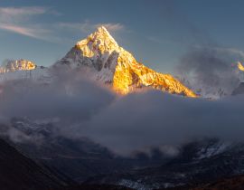 Lais Puzzle - Der Gipfel der Ama Dablam (6856 m) in der Nähe des Dorfes Dingboche in der Khumbu-Region in Nepal, auf dem Wanderweg zum Everest-Basislager - 40, 100, 200, 500, 1.000 & 2.000 Teile