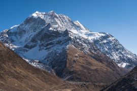 Lais Puzzle - Samdo-Gipfel hinter dem Dorf Samdo auf dem Manaslu Circuit Trekking, Himalaya-Gebirge in Nepal - 2.000 Teile