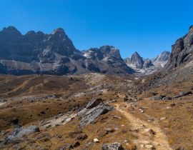 Lais Puzzle - Trekkingpfad zum Dorf Dzongla, letztes Dorf vor der Überquerung des Chola-Passes beim Everest-Basislager-Trekking, Himalaya-Gebirge in Nepal - 40, 100, 200, 500, 1.000 & 2.000 Teile