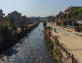 Lais Puzzle - Bild des Bagmati-Flusses in Kathmandu, Nepal - 40, 100, 200, 500, 1.000 & 2.000 Teile