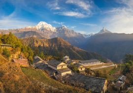 Lais Puzzle - Szenerie des Dorfes Ghandruk in der Nähe von Pokhara in Nepal - 1.000 Teile