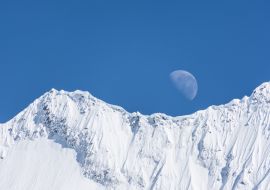 Lais Puzzle - Mondaufgang über dem Gipfelkamm des Mount Sefton, Mount Cook/Aoraki National Park Neuseeland bei klarem Himmel - 1.000 Teile
