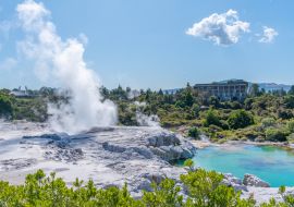 Lais Puzzle - Pohutu-Geysir im Dorf Te puia bei Rotorua, Neuseeland - 1.000 Teile