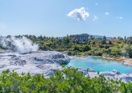 Lais Puzzle - Pohutu-Geysir im Dorf Te puia in der Nähe von Rotorua, Neuseeland - 1.000 Teile