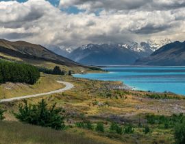 Lais Puzzle - Kurvenreiche Straße entlang des wunderschönen Lake Pukaki im Mount Cook National Park - 40, 100, 200, 500, 1.000 & 2.000 Teile