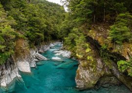 Lais Puzzle - Farbenfroher blauer Bergfluss am Haast Pass, Neuseeland - 1.000 Teile