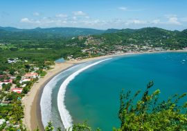 Lais Puzzle - Bahía und Strand von San Juan del Sur, Nicaragua - 1.000 Teile