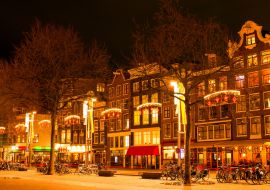 Lais Puzzle - Amsterdam bei Nacht zur Weihnachtszeit in den Niederlanden - 1.000 Teile