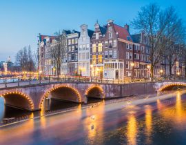 Lais Puzzle - Nachtansicht der Skyline von Amsterdam bei Nacht in den Niederlanden - 40, 100, 200, 500, 1.000 & 2.000 Teile