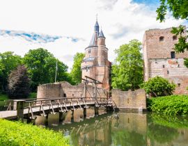 Lais Puzzle - Schloss Duurstede mit burgundischem Turm und Bergfried in Wijk bij Duurstede, Niederlande - 40, 100, 200, 500, 1.000 & 2.000 Teile