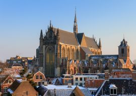 Lais Puzzle - Stadtbild der Hooglandse kerk (Kirche) in Leiden, Niederlande, im Winter - 1.000 Teile