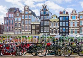 Lais Puzzle - Bunte traditionelle alte Gebäude bei Sonnenschein in Amsterdam, Niederlande - 1.000 Teile