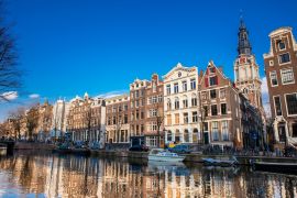 Lais Puzzle - Grachten, Boote und schöne Architektur im alten zentralen Viertel in Amsterdam - 2.000 Teile