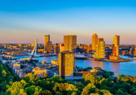 Lais Puzzle - Luftaufnahme der Erasmusbrücke und der Skyline von Rotterdam bei Sonnenuntergang, Niederlande - 1.000 Teile