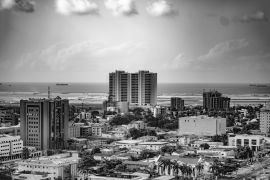 Lais Puzzle - Blick auf die Stadt Lagos, Nigeria - 2.000 Teile