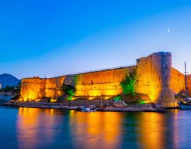 Lais Puzzle - Blick auf den Sonnenuntergang über der Burg von Kyrenia, Nordzypern - 40, 100, 200, 500, 1.000 & 2.000 Teile