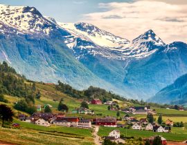 Lais Puzzle - Olden Norwegen Bergblick - 40, 100, 200, 500, 1.000 & 2.000 Teile