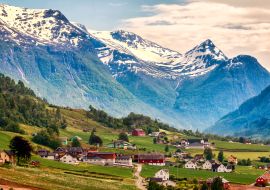 Lais Puzzle - Olden Norwegen Bergblick - 1.000 Teile