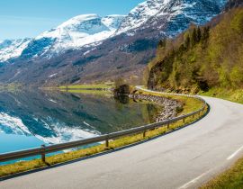 Lais Puzzle - Bergstraße in Norwegen - 40, 100, 200, 500, 1.000 & 2.000 Teile